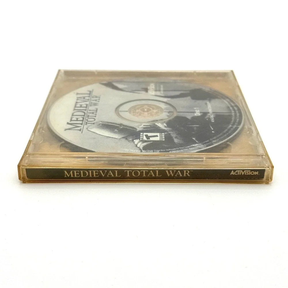 Medieval : Total War (PC, 2002) 2 Disk Activision RPG Game w/key